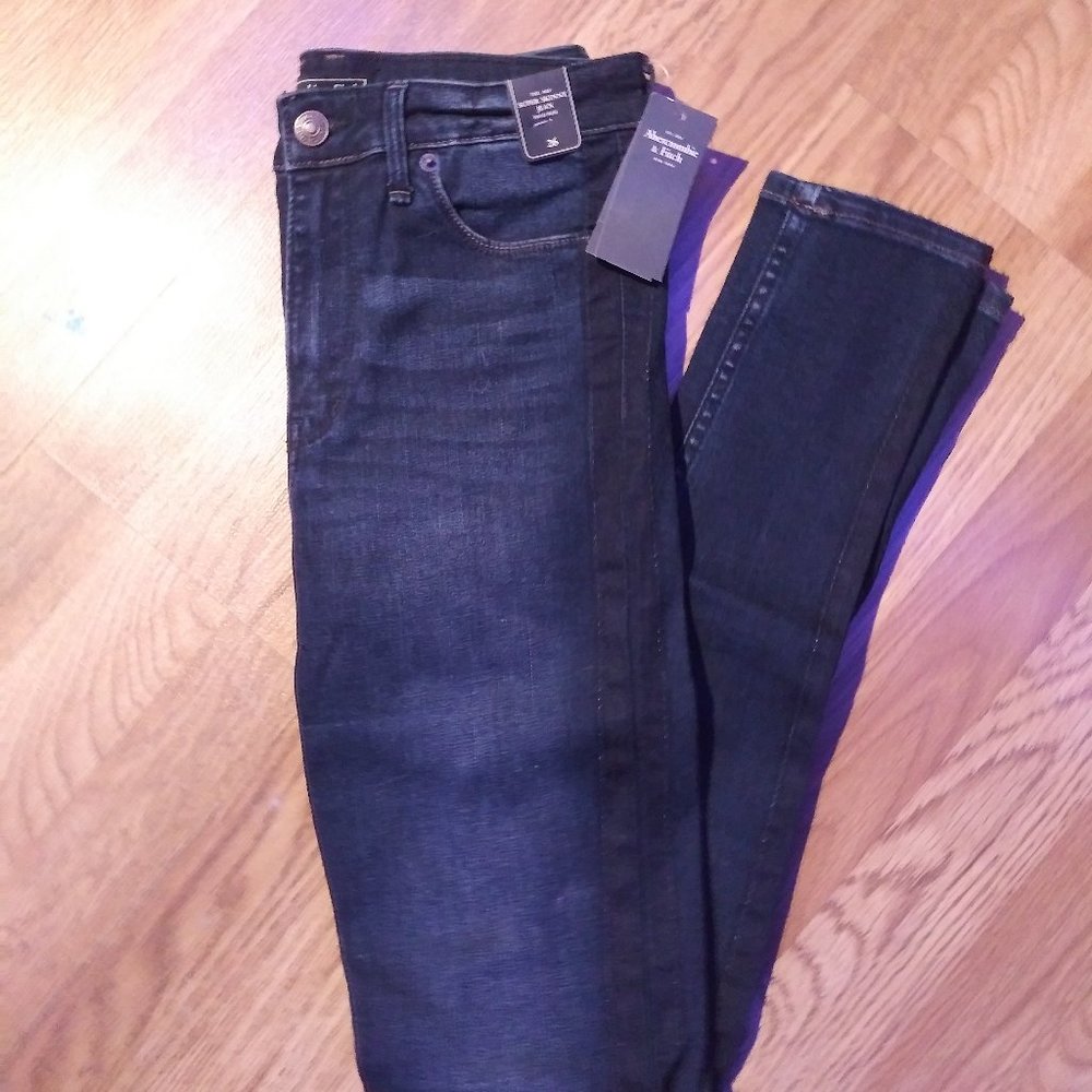 Abercrombie & Fitch Jeans Size 26 New